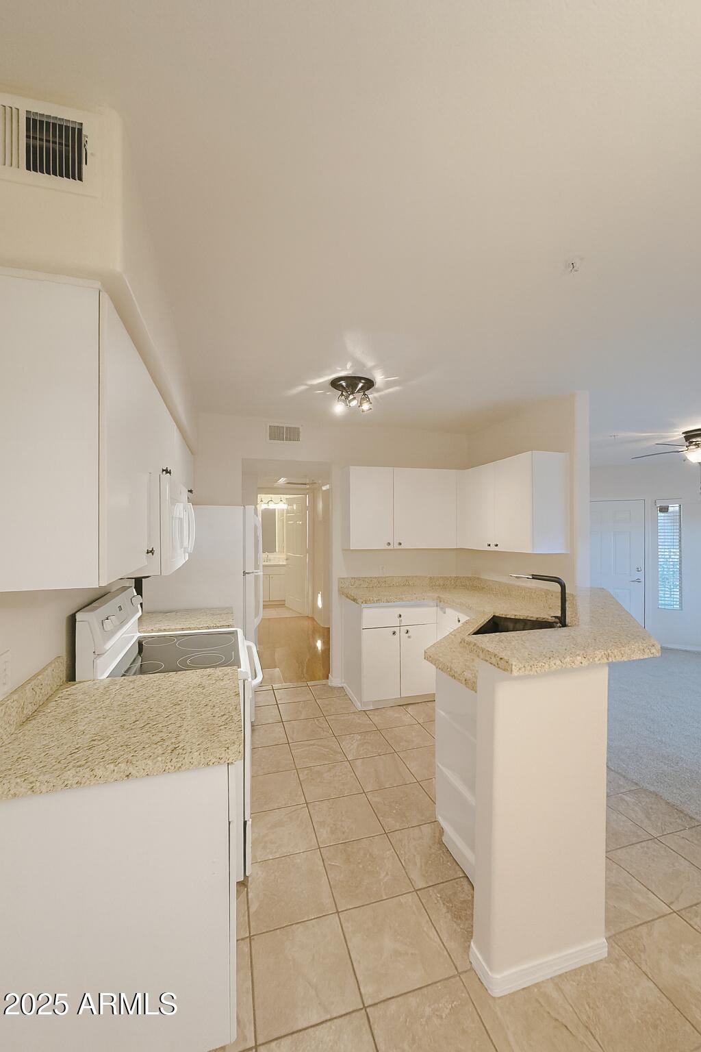 1295 North Ash Street, Unit 714 Gilbert, AZ 85233 - Photo 5 of 24 Kitchen.2