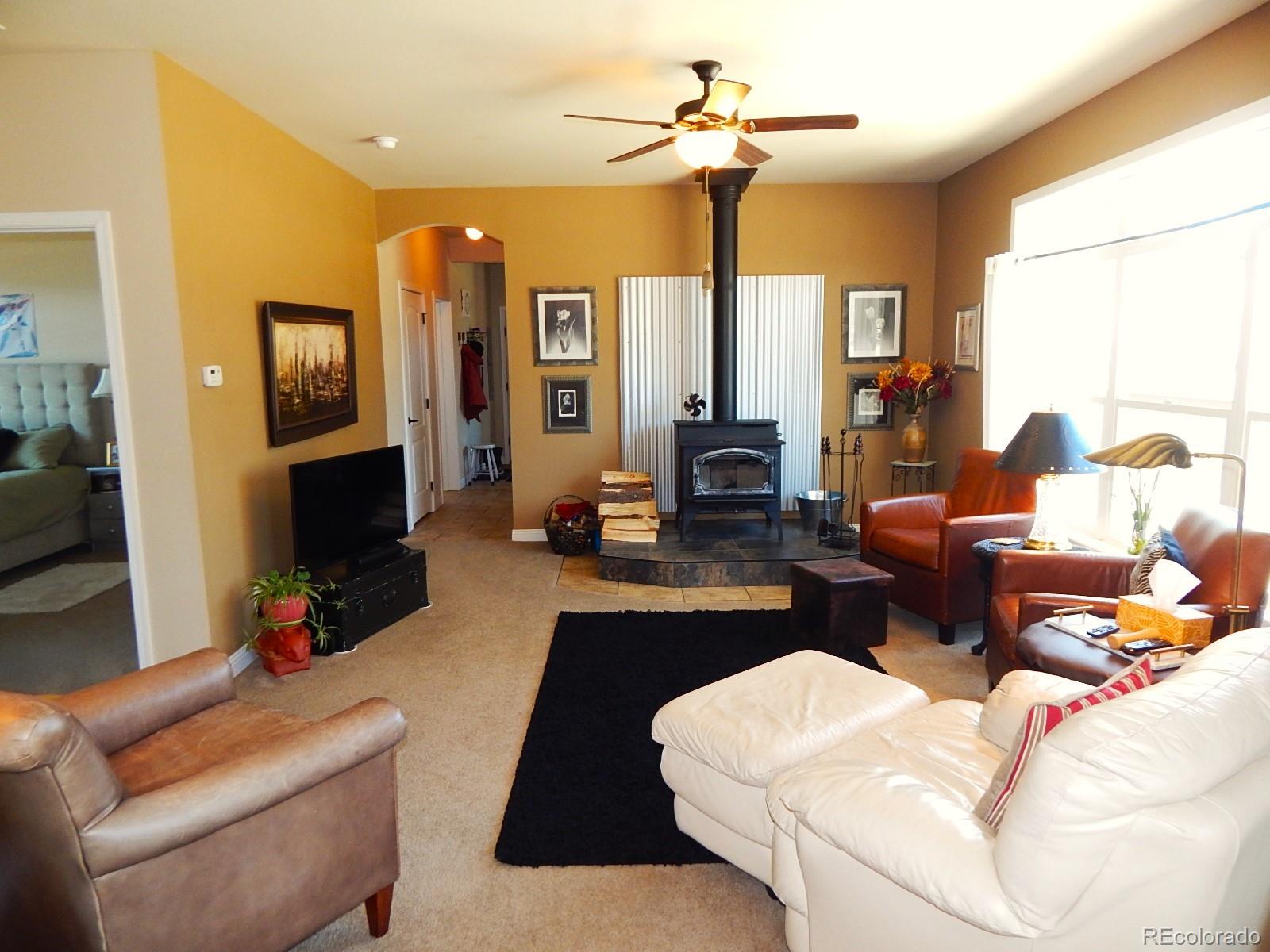 892 Wagon Wheel Road Hartsel, CO 80449 - Photo 3 of 37 Gallery Image 3