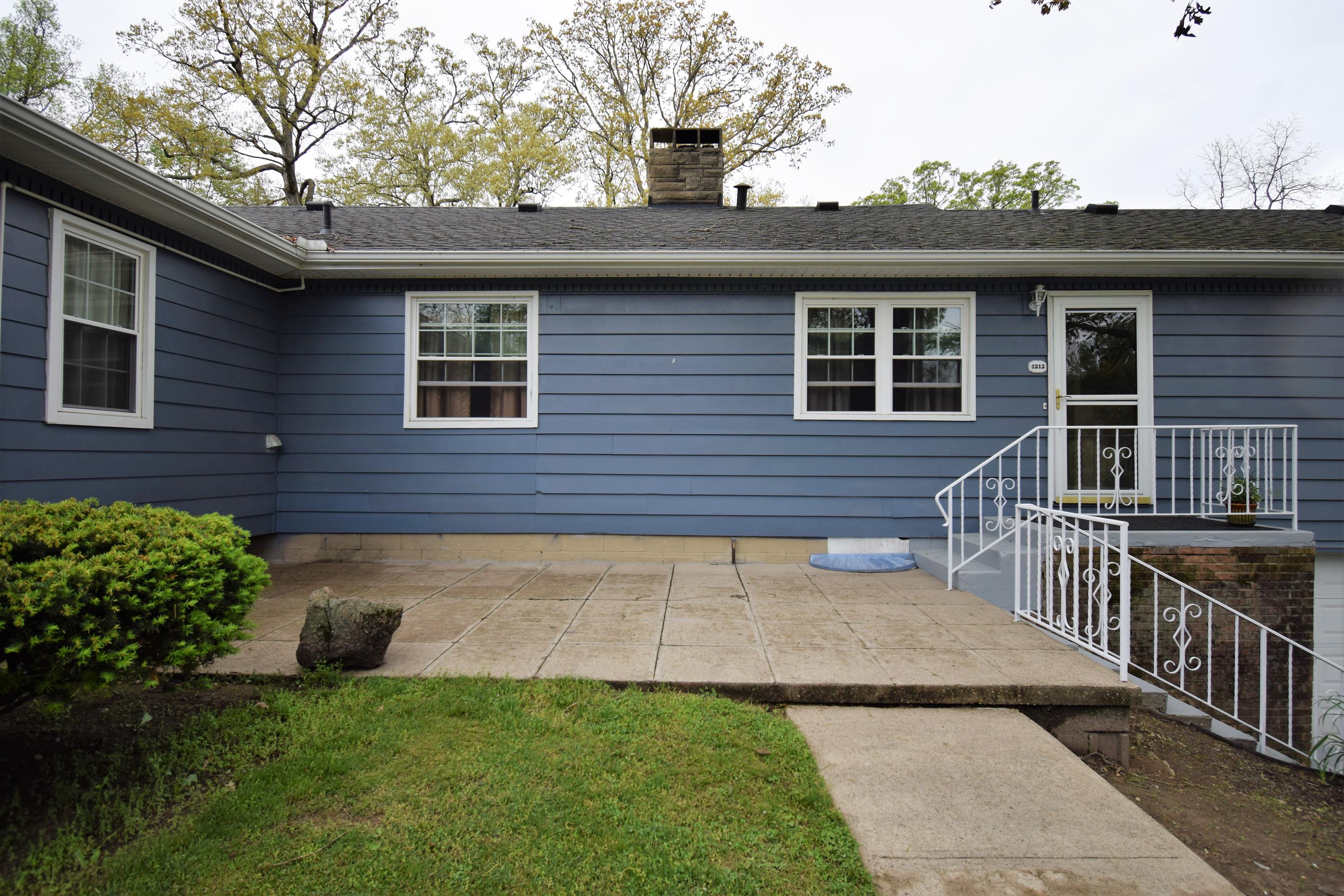 1212 Old Springfield Xenia, OH 45385 - Photo 43 of 44