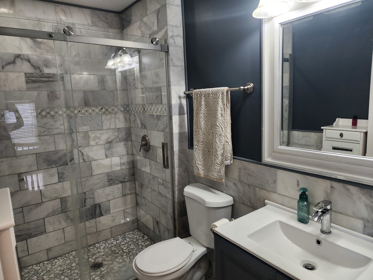 54 Sandhurst Road Mundelein, IL 60060 - Photo 10 of 22