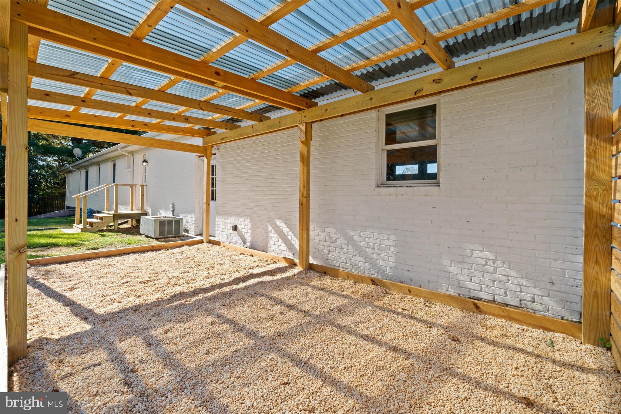 108 Evanson Road Hockessin, DE 19707 - Photo 41 of 49 a view of a backyard of a house