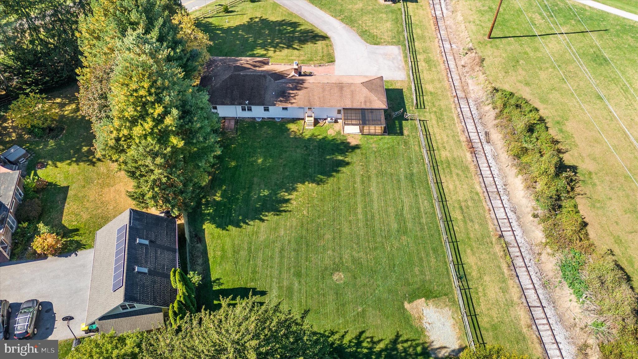 108 Evanson Road Hockessin, DE 19707 - Photo 44 of 49 a view of building