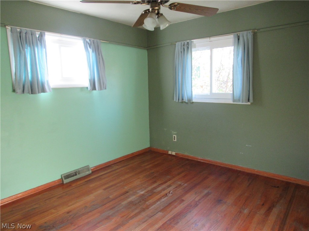 423 Nobottom Road Berea, OH 44017 - Photo 8 of 22 Gallery Image 8