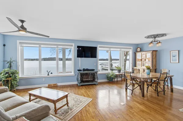 $999,000 | E13609 Idlewild Road, Merrimac, WI 53561