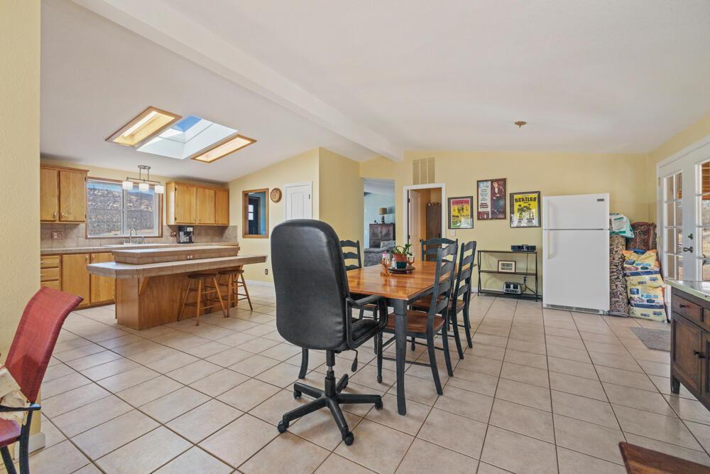 17550 South Poe Valley Road Klamath Falls, OR 97603 - Photo 16 of 59