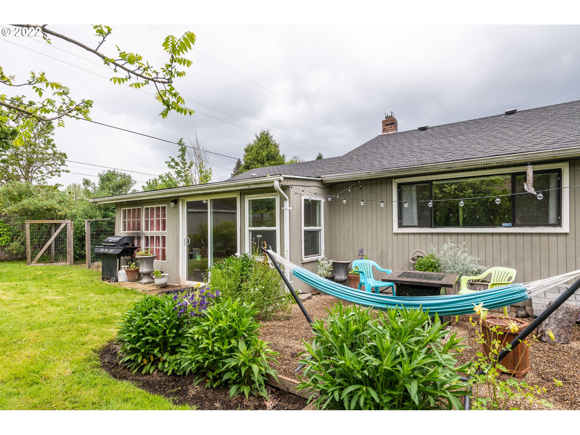 2390 Frontier Drive Eugene, OR 97401 - Photo 25 of 32 a house view with a garden space