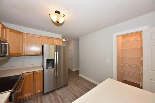 $327,500 | 1125 White Sands Court, West Bend, WI 53090
