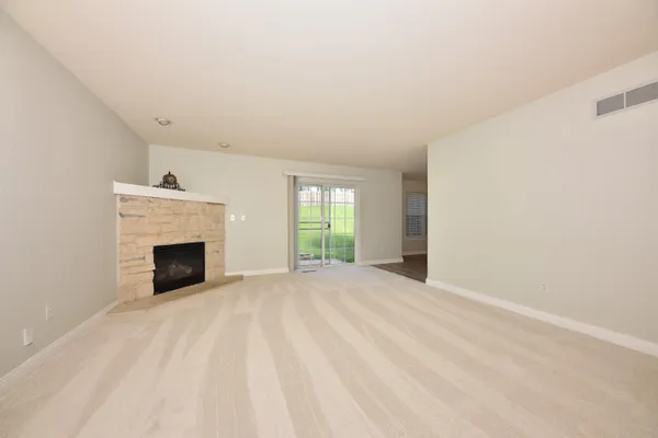 $327,500 | 1125 White Sands Court, West Bend, WI 53090