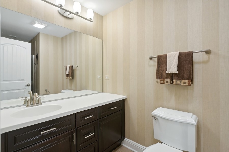 7923 Savoy Club Court Burr Ridge, IL 60527 - Photo 17 of 27
