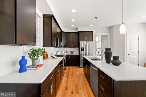 $1,195,000 | 3012 District Avenue, Fairfax, VA 22031
