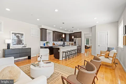 $1,195,000 | 3012 District Avenue, Fairfax, VA 22031