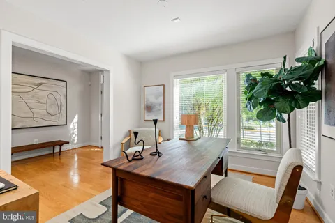 $1,195,000 | 3012 District Avenue, Fairfax, VA 22031