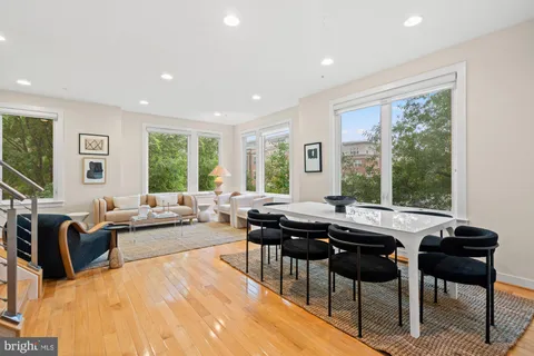 $1,195,000 | 3012 District Avenue, Fairfax, VA 22031