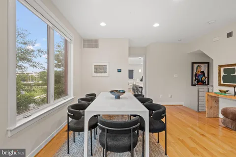$1,195,000 | 3012 District Avenue, Fairfax, VA 22031