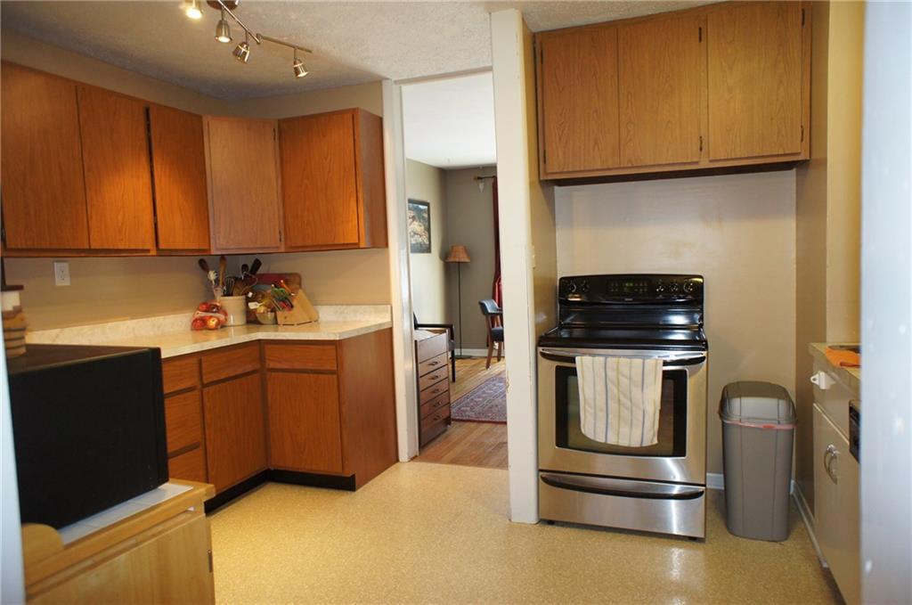1478 Fry Road Greenwood, IN 46142 - Photo 4 of 16 Gallery Image 4