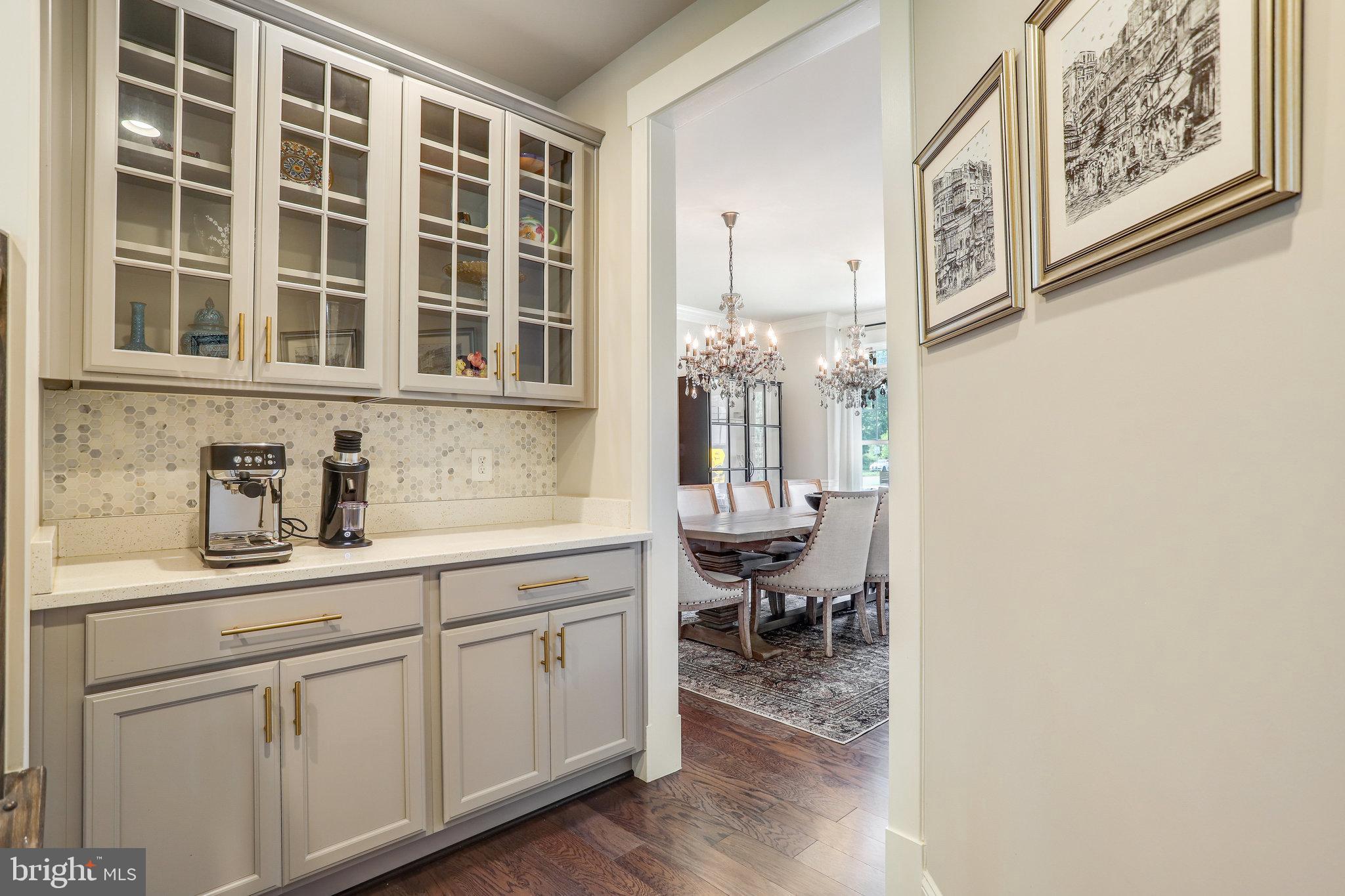 714 Kingsley Road Southwest Vienna, VA 22180 - Photo 11 of 62 Butler's Pantry