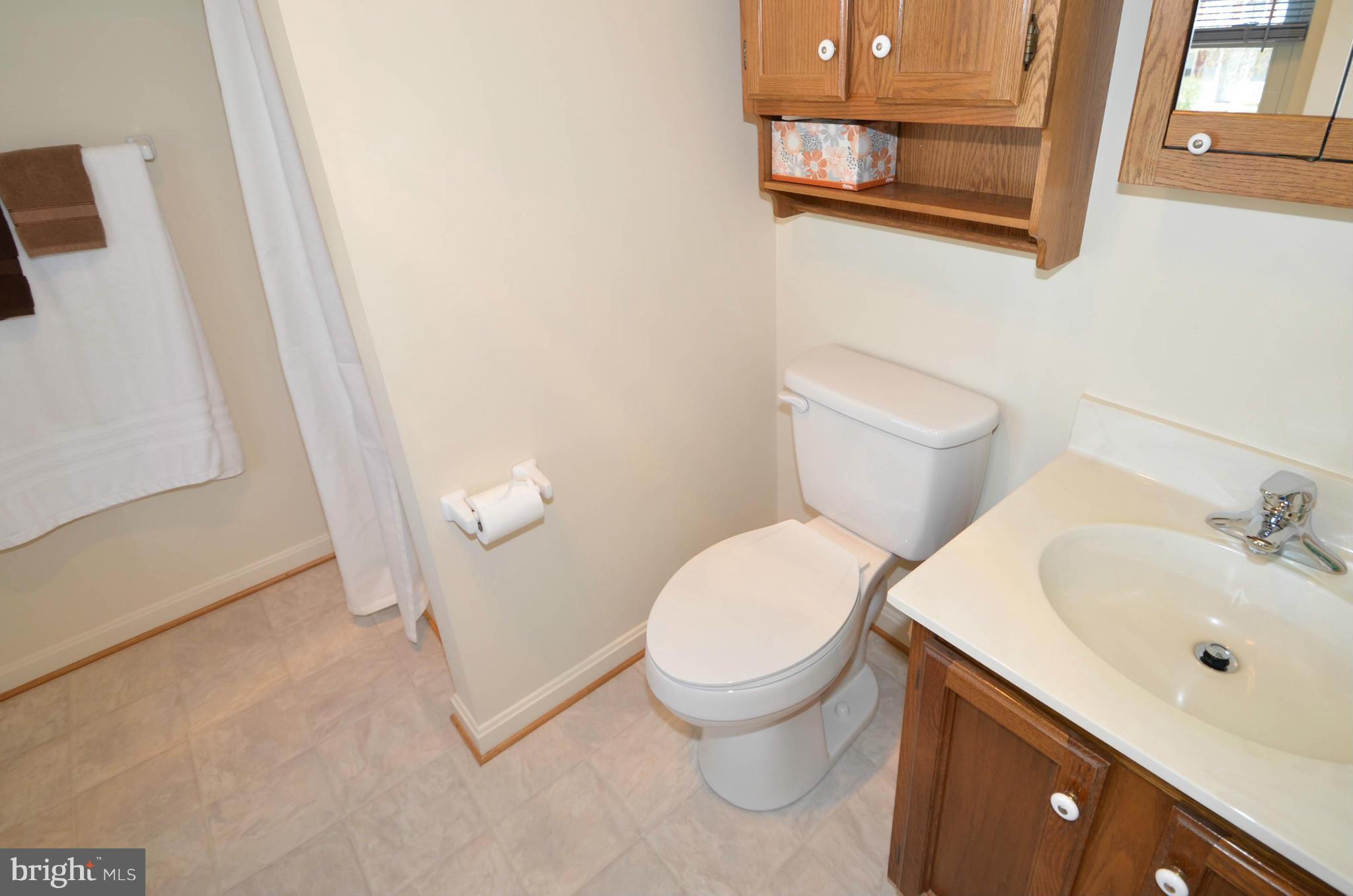 7793 Notley Road Pasadena, MD 21122 - Photo 11 of 23 Bath (Master)