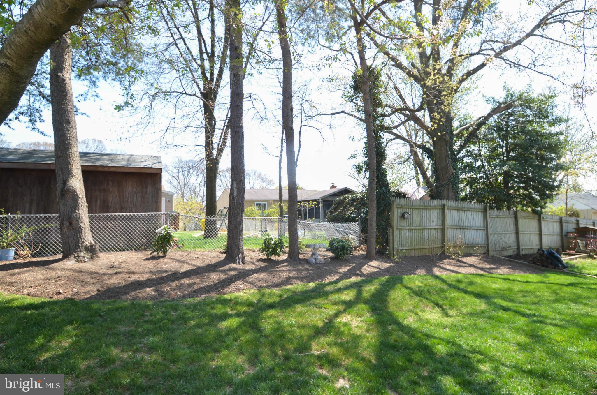 7793 Notley Road Pasadena, MD 21122 - Photo 20 of 23 Exterior (Rear)