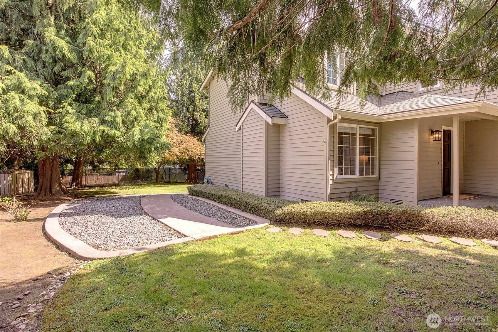 19715 Bing Road, Unit A Lynnwood, WA 98036 - Photo 4 of 27