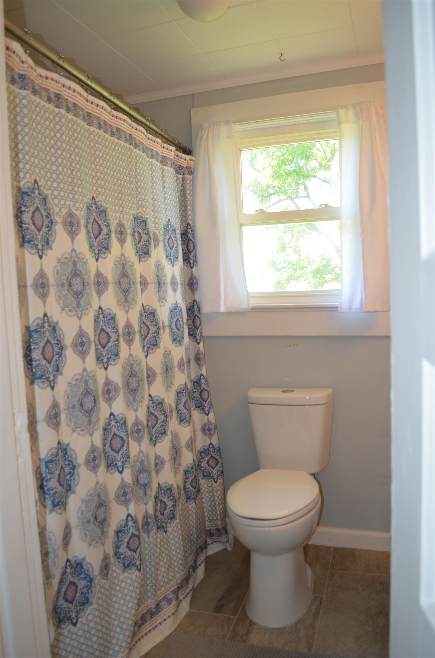 8340 Lee Highway Raphine, VA 24472 - Photo 14 of 44 Gallery Image 14