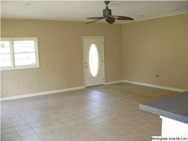 4301 Ridgemont Avenue Northport, AL 35473 - Photo 10 of 28