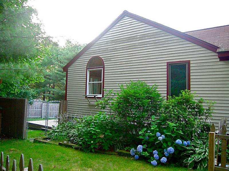 66 Stuart Street Portland, ME 04103 - Photo 25 of 31 Exterior Back.