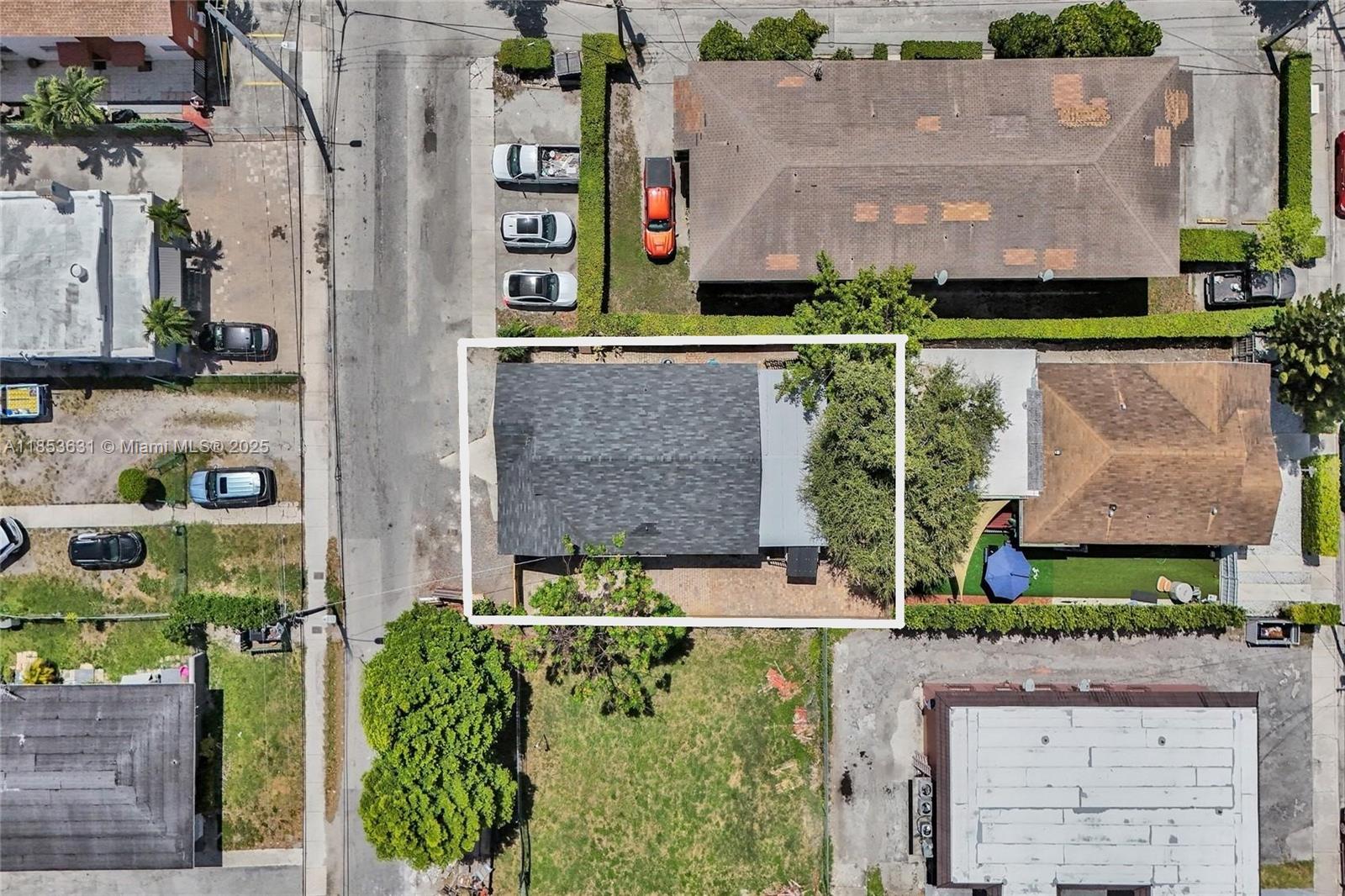 2135 Southwest 4th Street Miami, FL 33135 - Photo 23 of 28 an aerial view of multiple house
