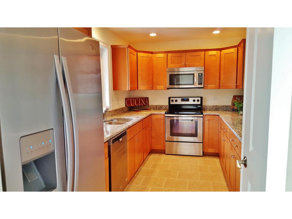 3 Cherry Lane, Unit 3 Hooksett, NH 03106 - Photo 5 of 14 Gallery Image 5