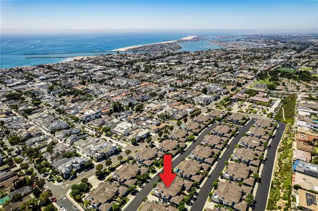 $2,399,000 | 3720 Lilac Avenue, Unit 61, Corona del Mar, CA 92625