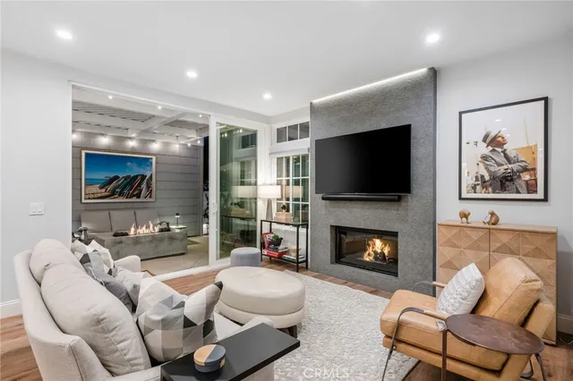 $2,399,000 | 3720 Lilac Avenue, Unit 61, Corona del Mar, CA 92625