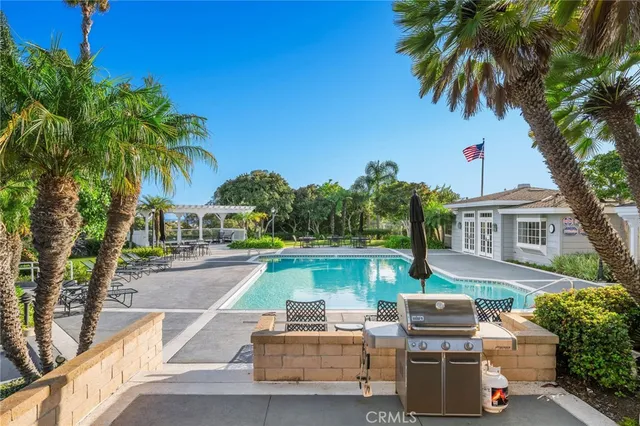 $2,399,000 | 3720 Lilac Avenue, Unit 61, Corona del Mar, CA 92625