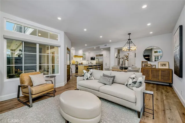 $2,399,000 | 3720 Lilac Avenue, Unit 61, Corona del Mar, CA 92625