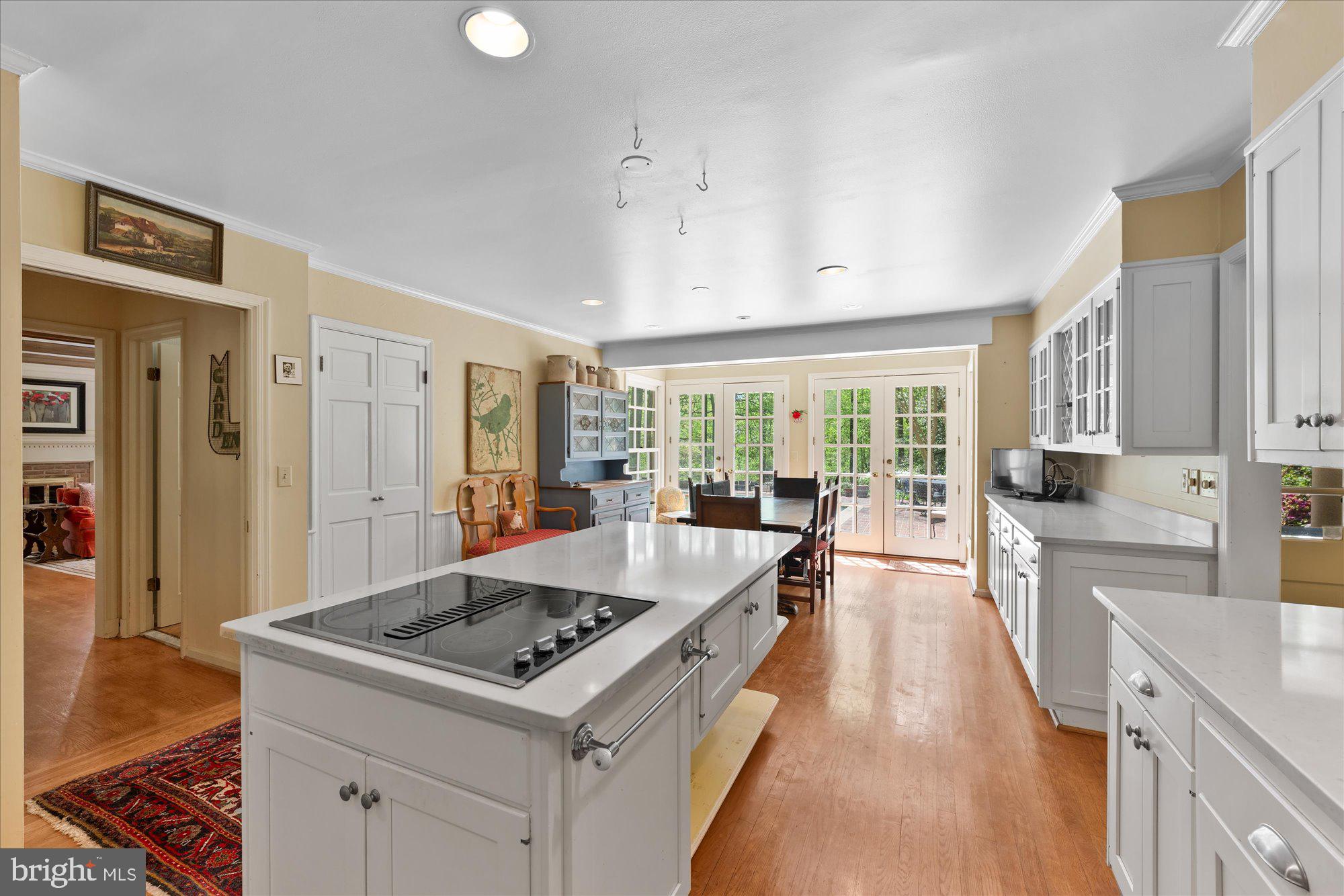 11304 Skipwith Lane Potomac, MD 20854 - Photo 11 of 69