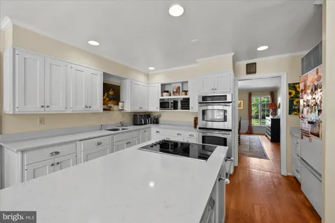 $2,300,000 | 11304 Skipwith Lane, Potomac, MD 20854