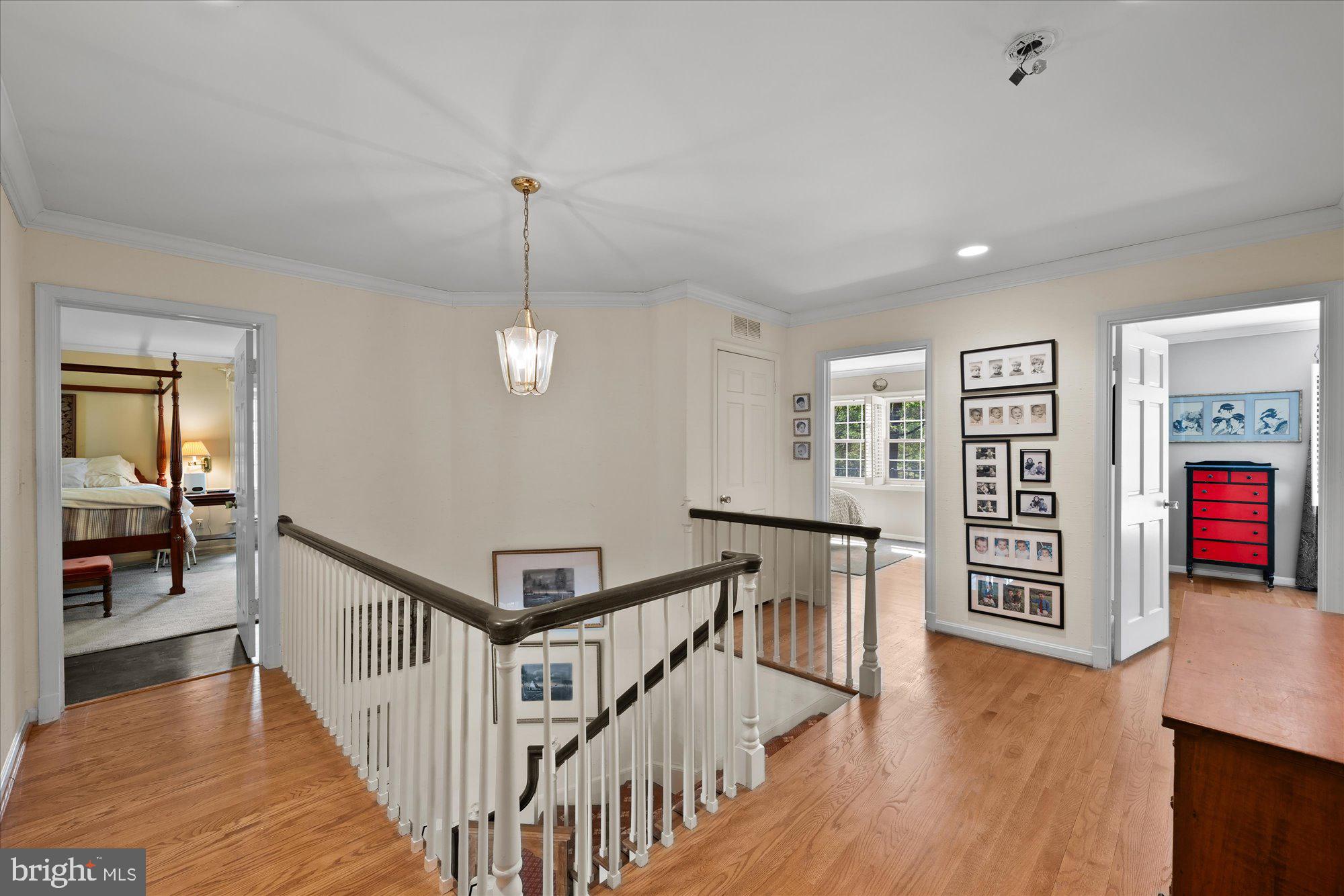11304 Skipwith Lane Potomac, MD 20854 - Photo 24 of 69 Large upper landing