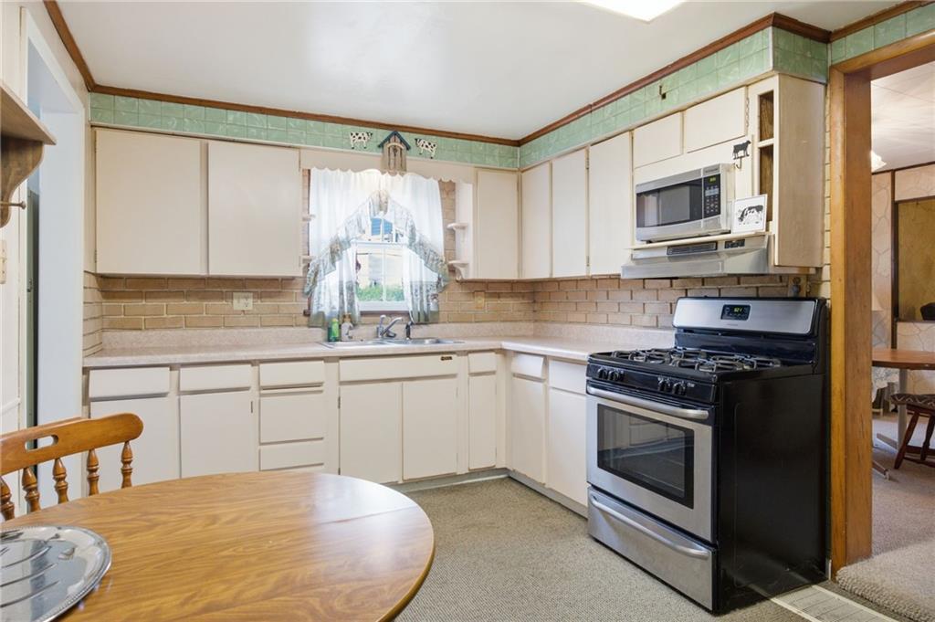 514 Rostraver Road Belle Vernon, PA 15012 - Photo 12 of 44