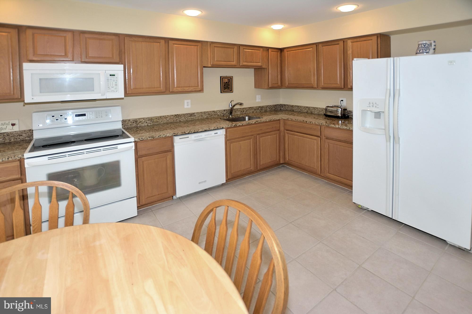 11137 Saffold Way Reston, VA 20190 - Photo 14 of 30 Space for tablem