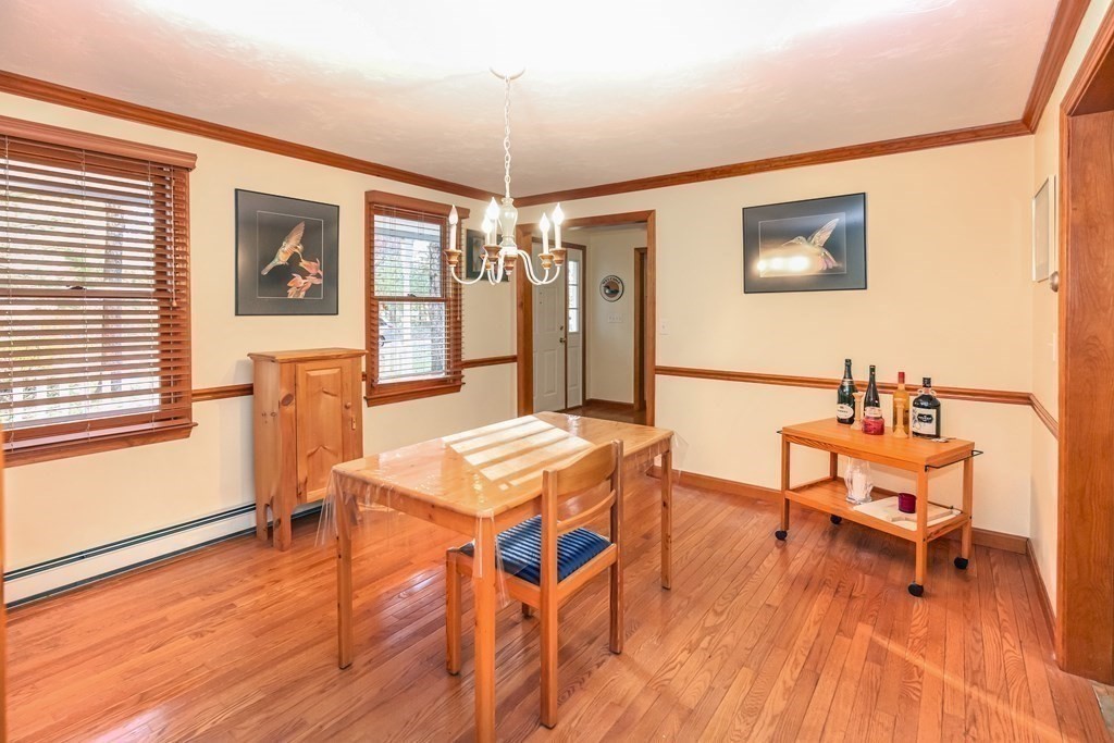 28 Country Road Uxbridge, MA 01569 - Photo 14 of 42 Gallery Image 14