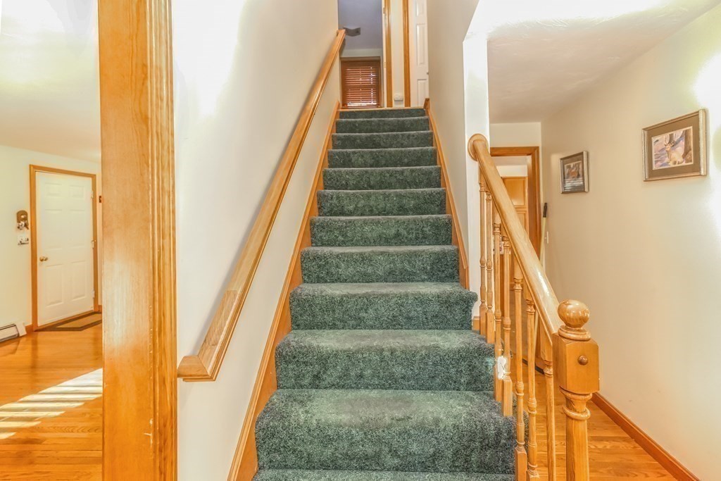 28 Country Road Uxbridge, MA 01569 - Photo 18 of 42 Gallery Image 18