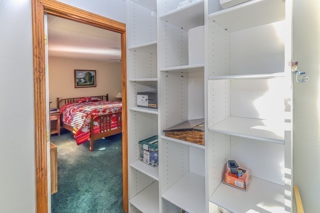 28 Country Road Uxbridge, MA 01569 - Photo 21 of 42 Gallery Image 21