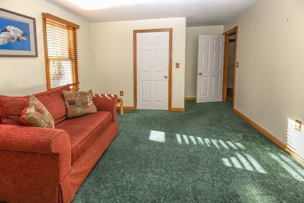 28 Country Road Uxbridge, MA 01569 - Photo 34 of 42 Gallery Image 34