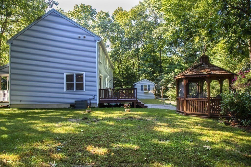 28 Country Road Uxbridge, MA 01569 - Photo 42 of 42 Gallery Image 42