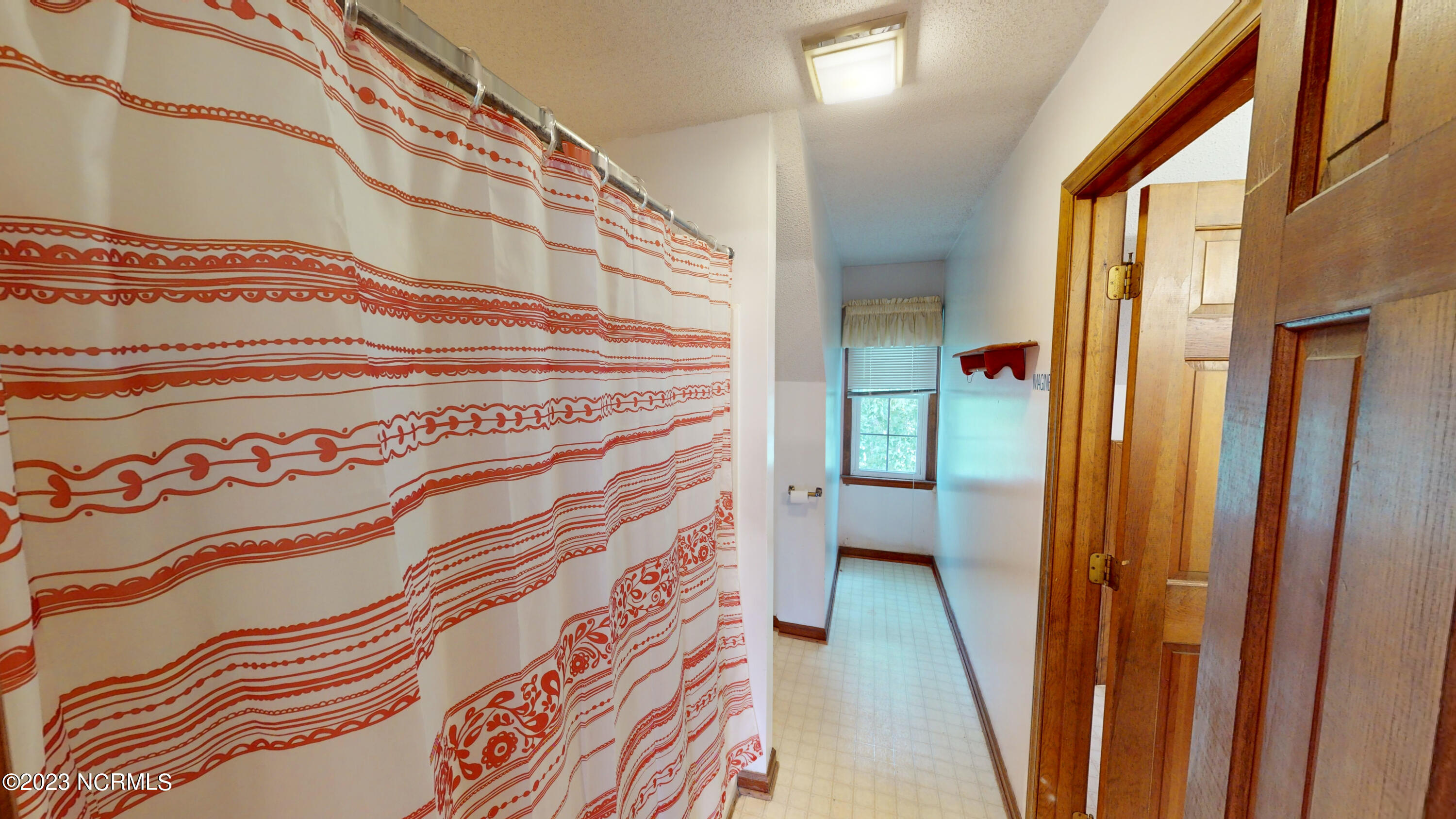 4058 Barber Mill Road Clayton, NC 27520 - Photo 32 of 42 4058 Barber Mill Rd Bath 3