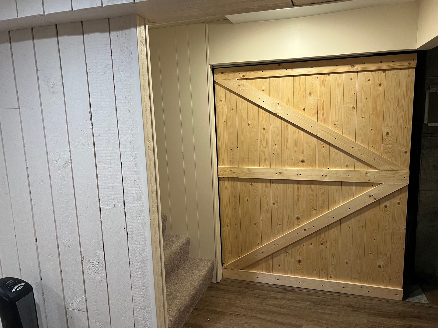 641 Surfside Point, Unit 641 Schaumburg, IL 60194 - Photo 15 of 18 a view of wooden floor