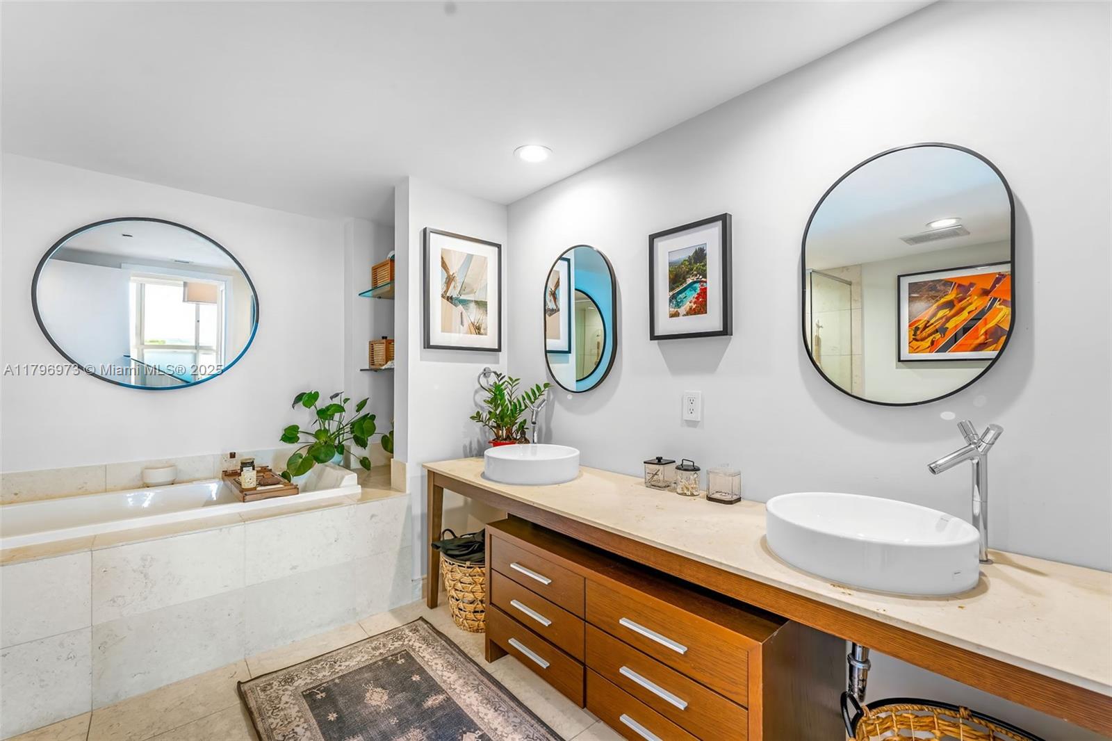 465 Brickell Avenue, Unit 3901 Miami, FL 33131 - Photo 12 of 30