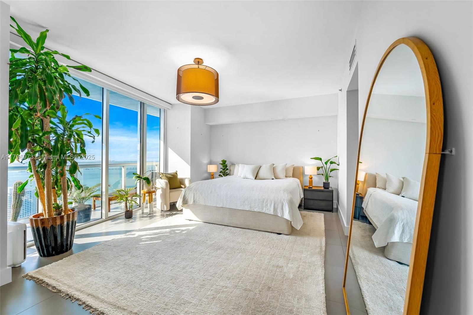 465 Brickell Avenue, Unit 3901 Miami, FL 33131 - Photo 9 of 30