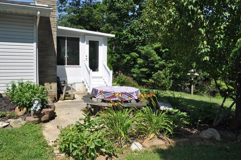 6445 Fisher Road Northwest Baltimore, OH 43105 - Photo 31 of 35