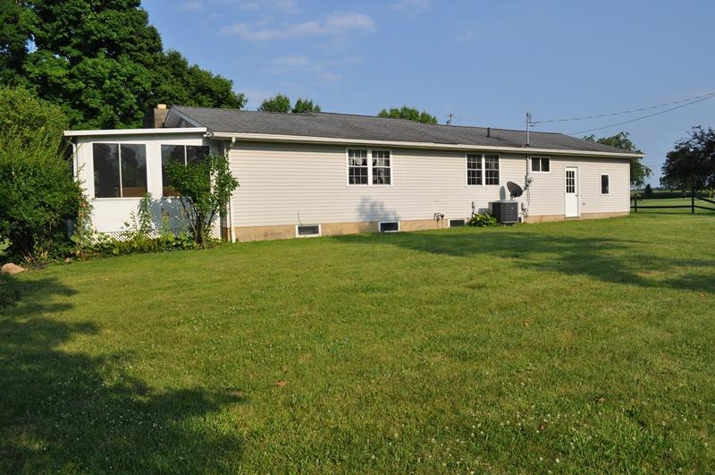 6445 Fisher Road Northwest Baltimore, OH 43105 - Photo 33 of 35