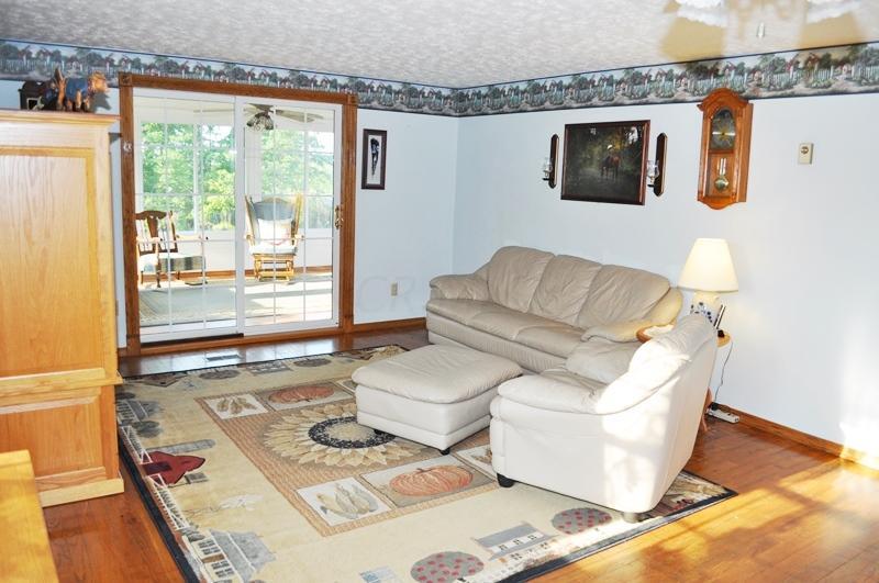6445 Fisher Road Northwest Baltimore, OH 43105 - Photo 6 of 35