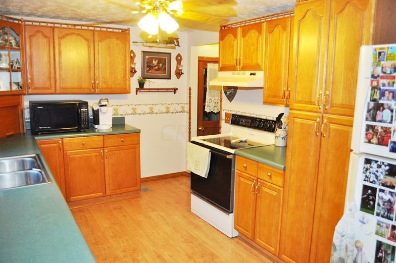 6445 Fisher Road Northwest Baltimore, OH 43105 - Photo 7 of 35